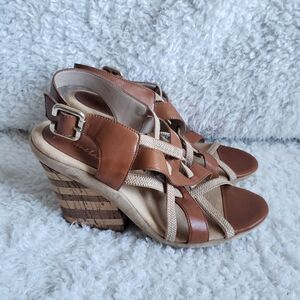 Gunmetal Leather Strappy Chunky Wedge Sandals‎